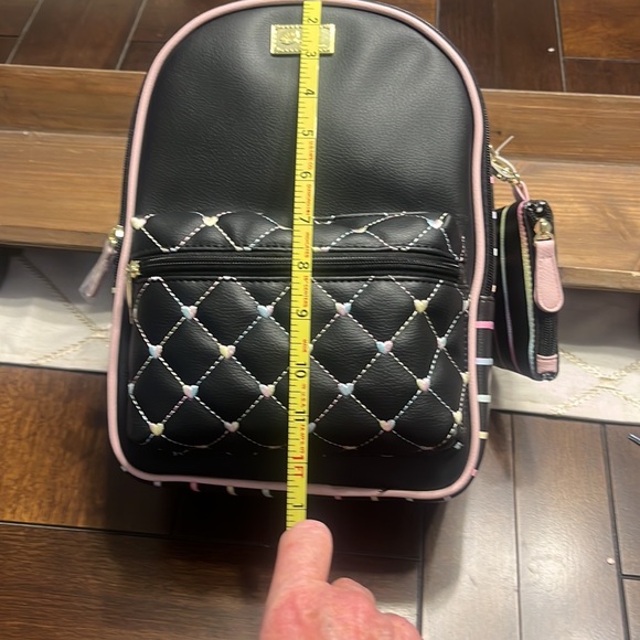 Brand new Juicy Couture with coin purse - Picture 11 of 12